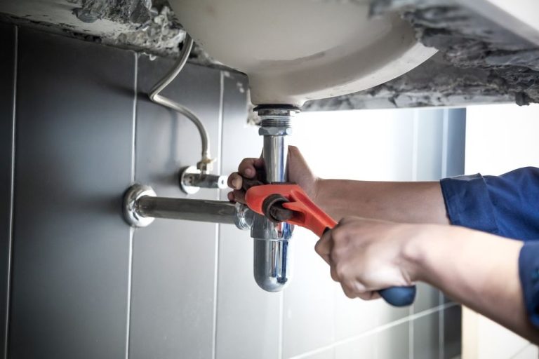 Save Money on Plumbing With These Easy Fixes